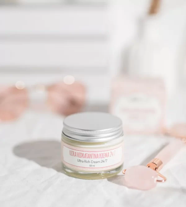 Biomedis Ultra hidratantna krema 24/7 50 ml